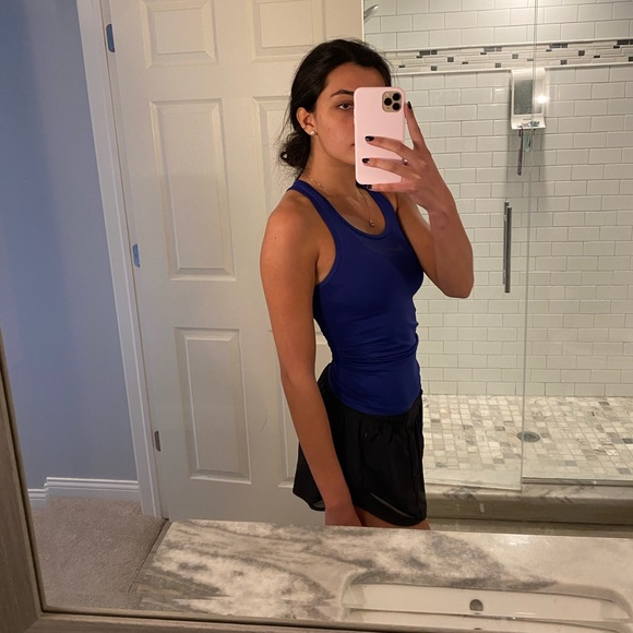 Nike tank top - Picture 2 of 2